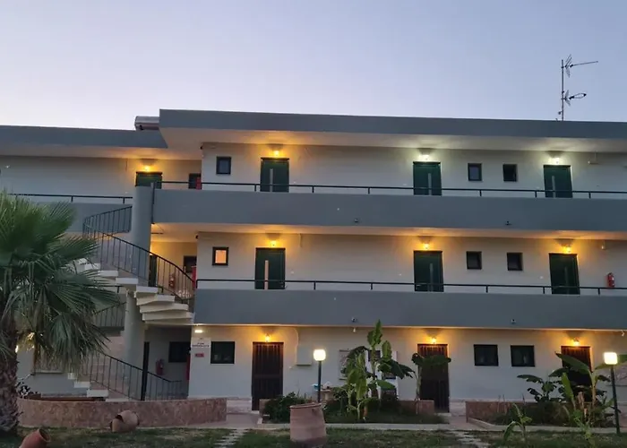 מלון Garden Image Tigaki