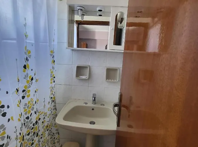 호텔 Garden Image 2*