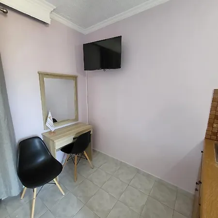 Garden Image 4* Τιγκάκι