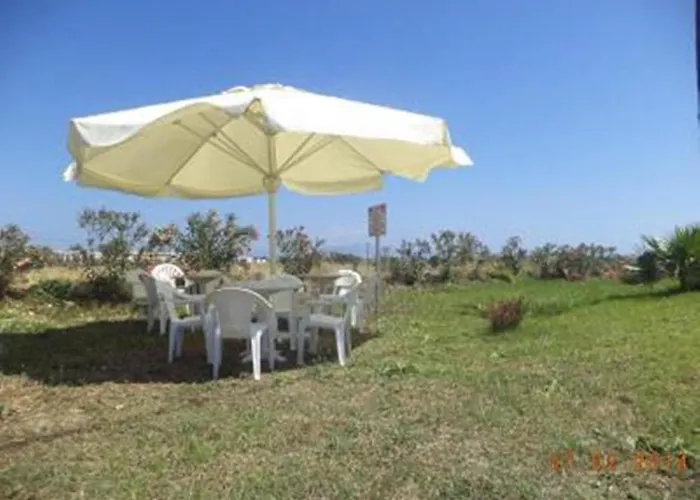 Отель Garden Image Тигаки