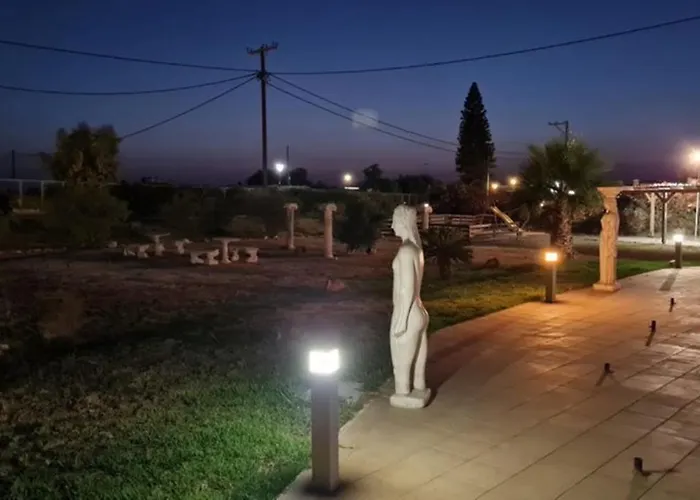 Garden Image Hotel
